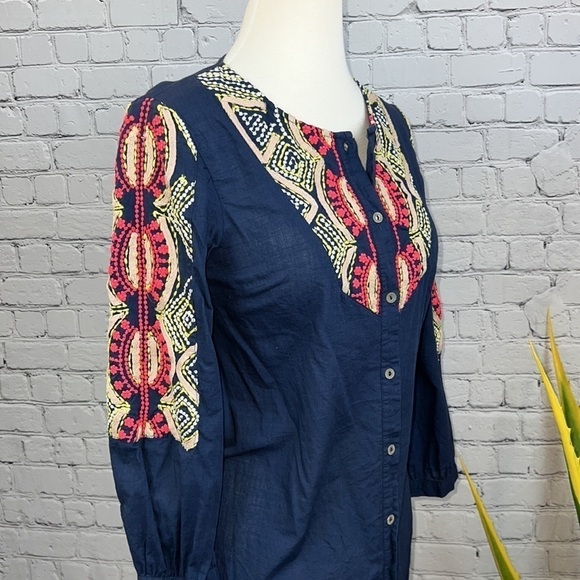 ANTHROPOLOGIE Hei Hei Navy Embroidered Tunic Top, Size 2 - Picture 1 of 8